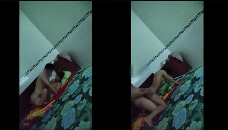 Em gái học sinh năm nhất cao đẳng y